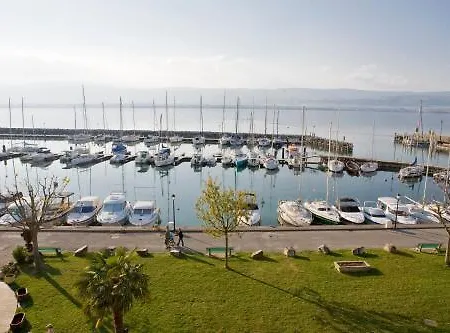 Hotel La Riviera Victoria