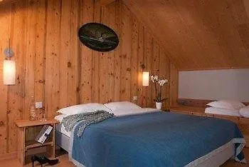 Hotel La Riviera Victoria 4*