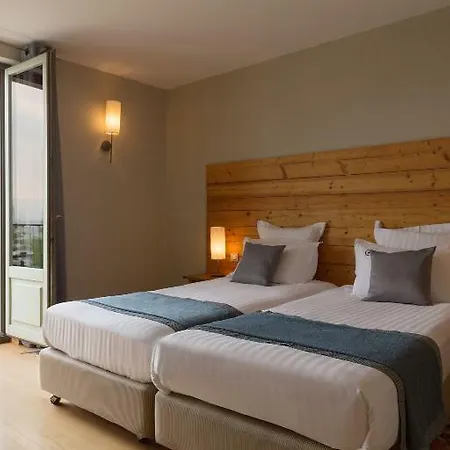 La Riviera Victoria Hotel 4*