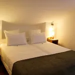La Riviera Victoria فندق