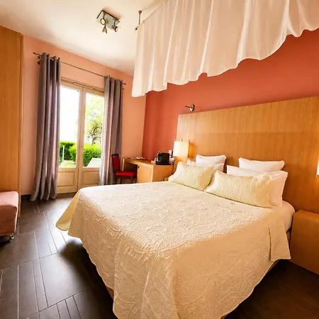 La Riviera Victoria Ξενοδοχείο 4*