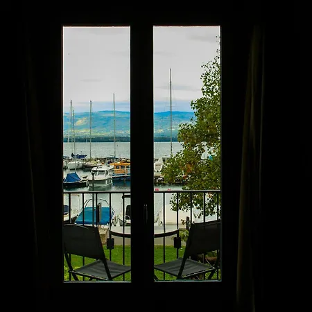 Ξενοδοχείο La Riviera Victoria