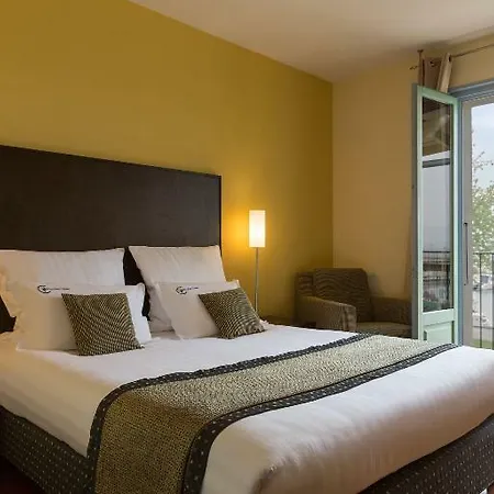 Hotel La Riviera Victoria 4*